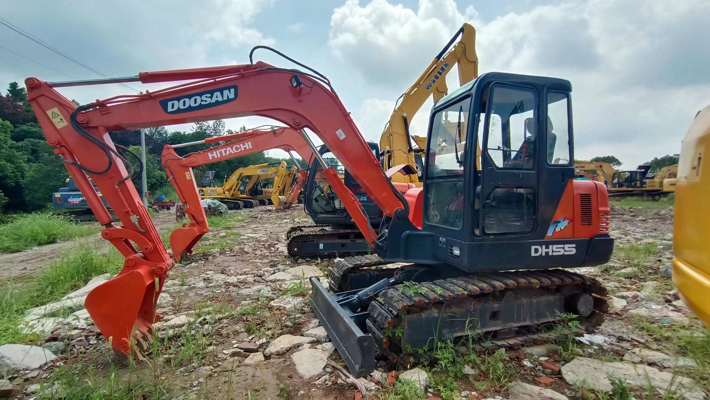 Used DOOSAN DH55 Excavator
