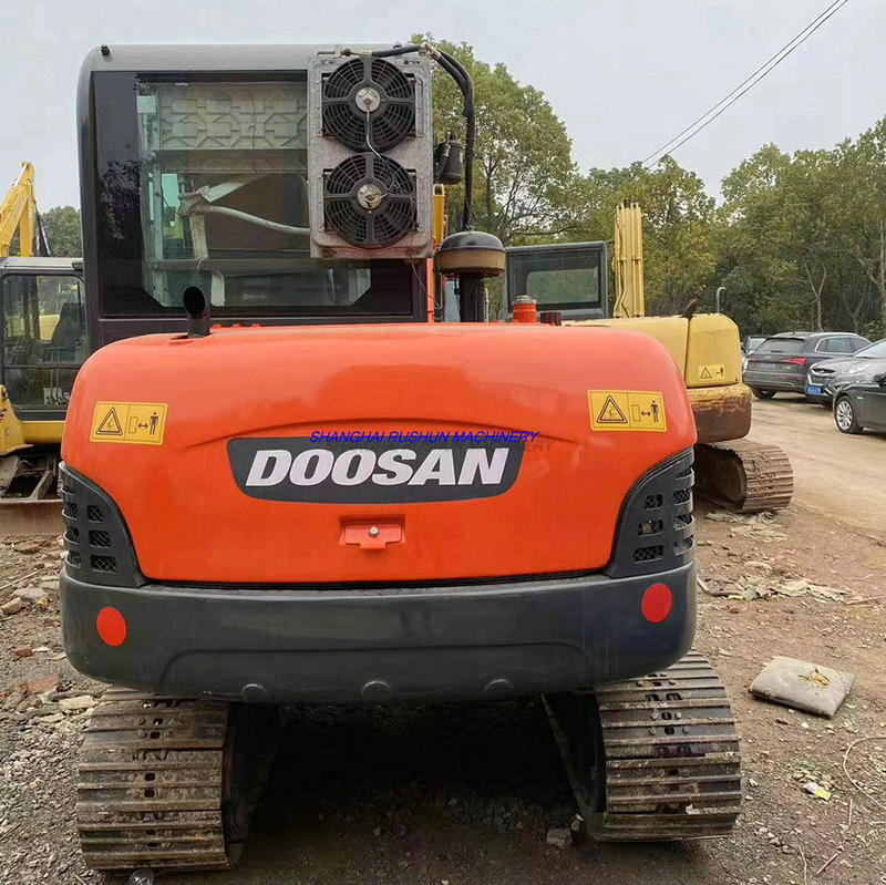 Used DOOSAN DH60 Excavator