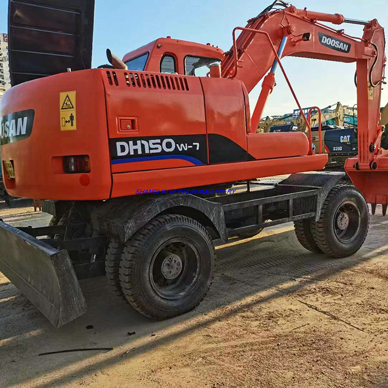 Used DOOSAN DH150 Wheel Excavator