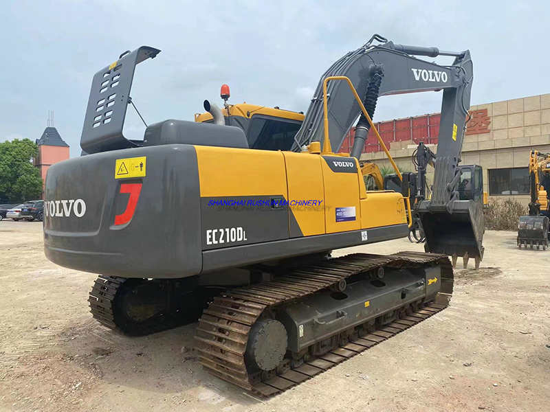 Used VOLVO EC200B Excavator