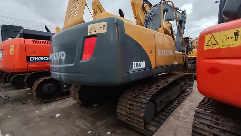 Used VOLVO EC210 Excavator