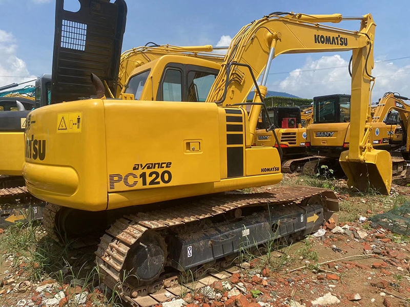 Used KOMATSU PC120-6 Excavator