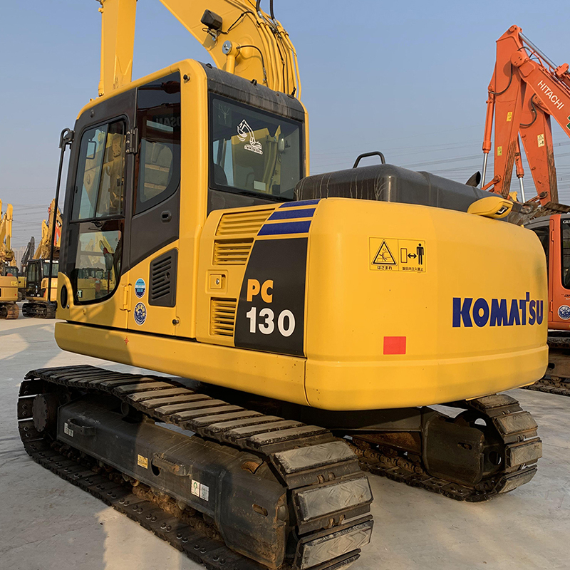 Used KOMATSU PC130-8 Excavator