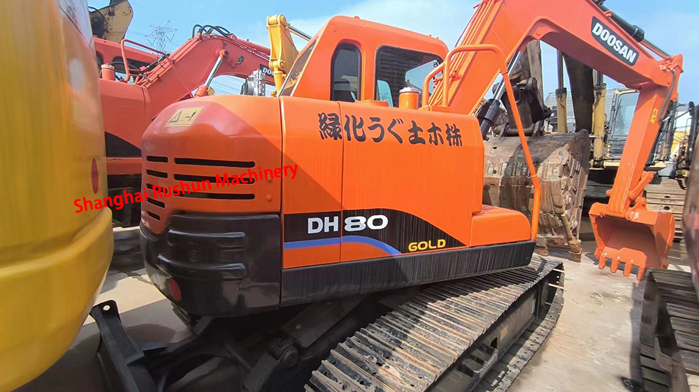Used DOOSAN DH80 Excavator