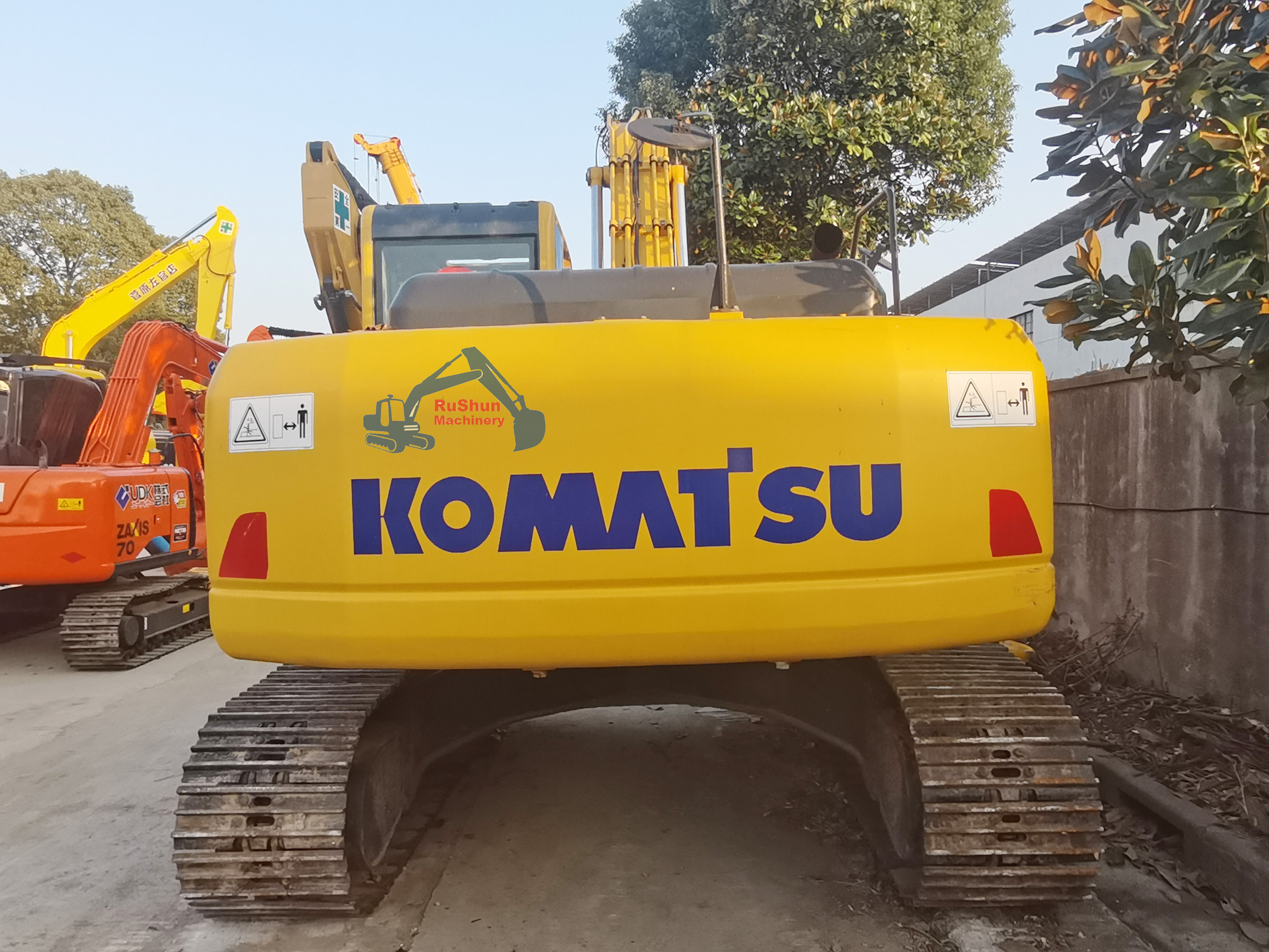 Used KOMATSU PC240LC-8 Excavator