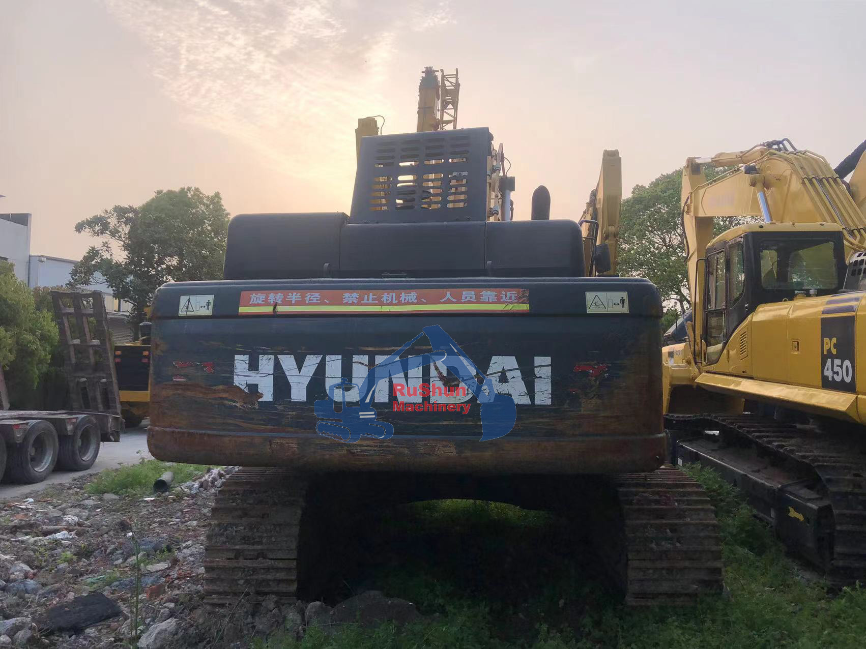 Used HYUNDAI R485 Excavator