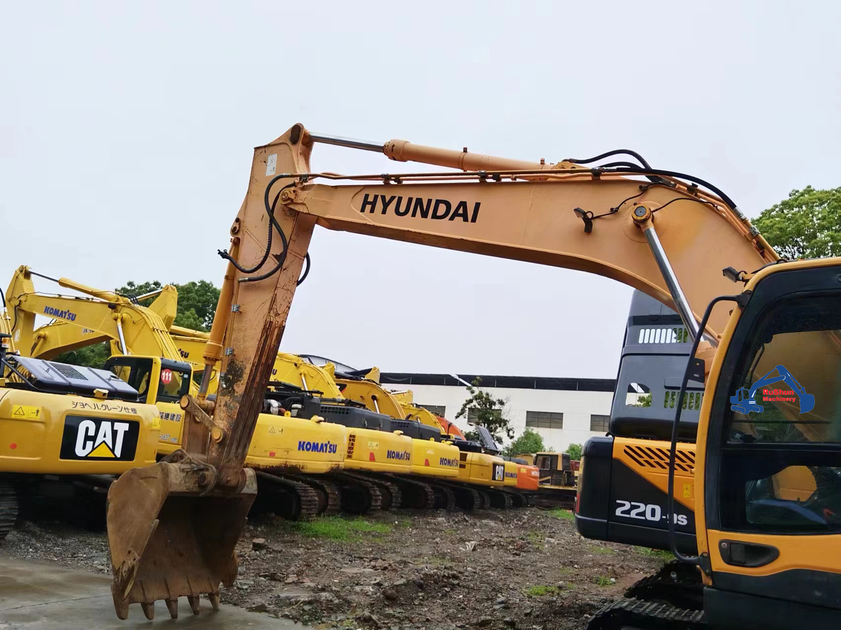 Used HYUNDAI 220-9 Excavator