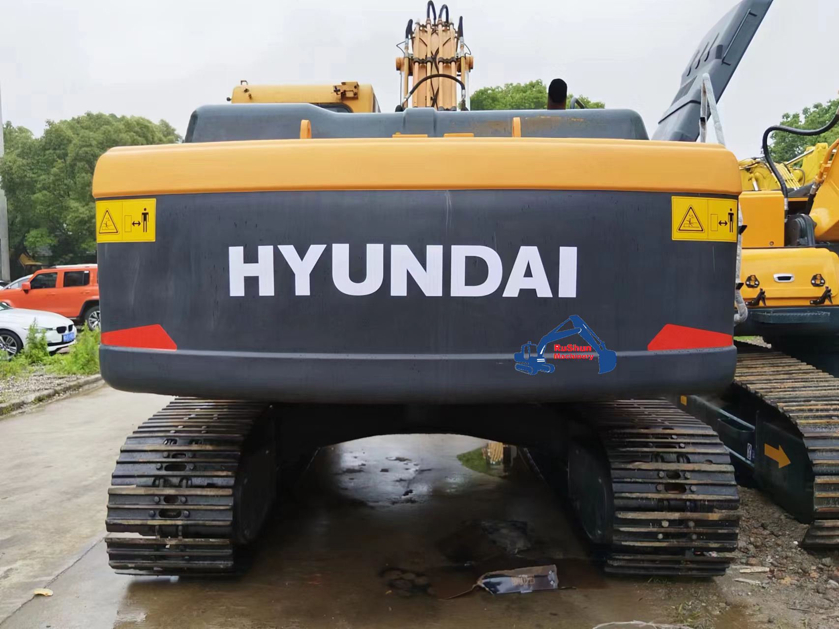 Used HYUNDAI 220-9 Excavator